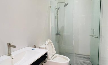 MODERN HOUSE IN ANGELES CITY NEAR CLARK