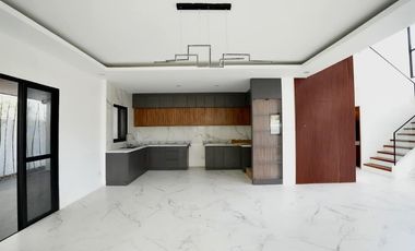 THE ORCHARD HOUSE AND LOT FOR SALE IN DASMARIÑAS CAVITE