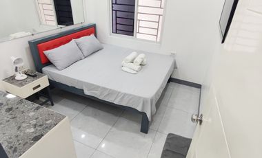 SU5 New High-Tech Condo Apartment Swimming Pool Prime Location SM Angeles City