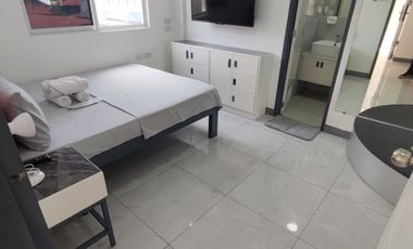 SU12 New High-Tech Condo Apartment Swimming Pool Prime Location SM Angeles City