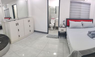 SU14 New High-Tech Condo Apartment Swimming Pool Prime Location SM Angeles City