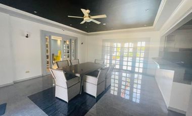 AMERICAN STYLE HOUSE WITH BIG LOT IN ANGELES CITY NEAR CLARK