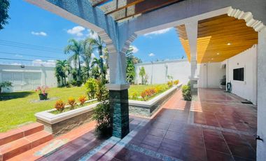 AMERICAN STYLE HOUSE WITH BIG LOT IN ANGELES CITY NEAR CLARK