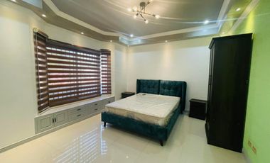 AMERICAN STYLE HOUSE WITH BIG LOT IN ANGELES CITY NEAR CLARK