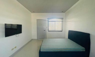 AMERICAN STYLE HOUSE WITH BIG LOT IN ANGELES CITY NEAR CLARK