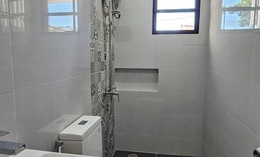 AFFORDABLE TOWNHOUSE IN TOWN IN COUNTRY BACOOR CAVITE