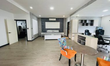 BIG HOUSE WITH POOL IN PAMPANGA NEAR SM MALL