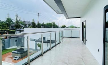 BIG HOUSE WITH POOL IN PAMPANGA NEAR SM MALL