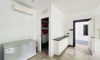 BIG HOUSE WITH POOL IN PAMPANGA NEAR SM MALL