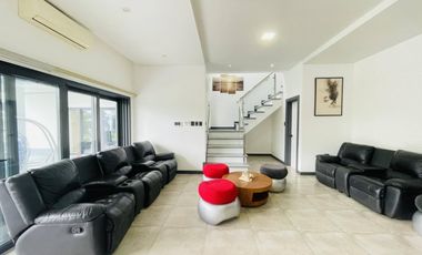 BIG HOUSE WITH POOL IN PAMPANGA NEAR SM MALL