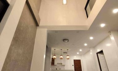 MODERN HOUSE IN ANGELES CITY NEAR MARQUEE MALL AND NLEX