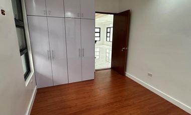 FOR SALE FOUR 4 BEDROOM STUNNING MODERN DESIGN HOUSE IN MARCELO GREENPARANAQUE