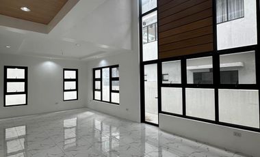 FOR SALE FOUR 4 BEDROOM STUNNING MODERN DESIGN HOUSE IN MARCELO GREENPARANAQUE