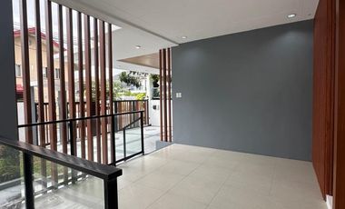 FOR SALE FOUR 4 BEDROOM STUNNING MODERN DESIGN HOUSE IN MARCELO GREENPARANAQUE