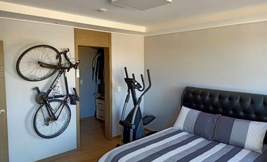 1bdrm/ 1bthrm For sale condo unit inside D'Heights Clark Freeport Zone