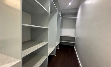 HOUSE FOR SALE CONTEMPORARY DESIGN TWO STOREY IN PARANAQUE