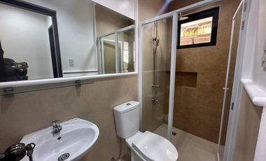 HOUSE FOR SALE CONTEMPORARY DESIGN TWO STOREY IN PARANAQUE
