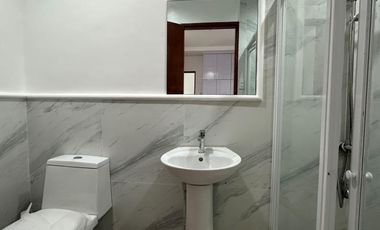 HOUSE FOR SALE CONTEMPORARY DESIGN TWO STOREY IN PARANAQUE