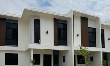 SYMPHONY HOMES- A HOUSE AND A LOT MORE IN MABALACAT, PAMPANGA