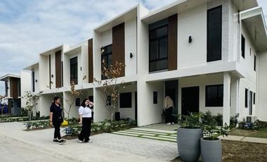 SYMPHONY HOMES- A HOUSE AND A LOT MORE IN MABALACAT, PAMPANGA