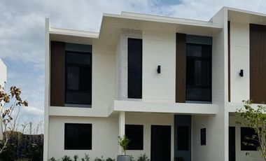 SYMPHONY HOMES- A HOUSE AND A LOT MORE IN MABALACAT, PAMPANGA