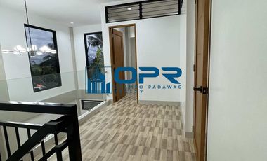 Brand New Semi-furnished Ready for Move-in Modern House