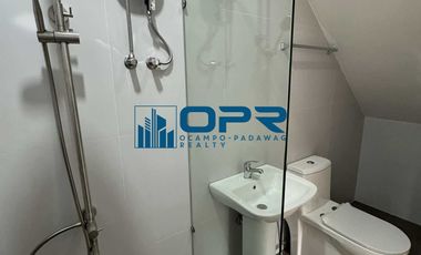 Brand New Semi-furnished Ready for Move-in Modern House