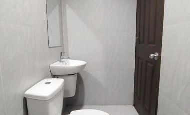 New Studio Apartment in Quiet Mandaluyong Neighborhood