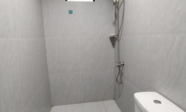 New Studio Apartment in Quiet Mandaluyong Neighborhood