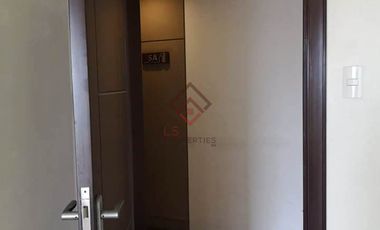 FOR SALE Spacious 1 Bedroom Unit in East Bay Residences Tower 1 in Sucat Muntinl