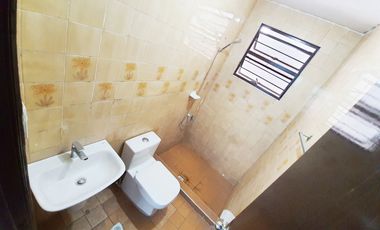 3 Bedroom corner Apartment for rent Libertad LRT right across Victory Pasay Mall