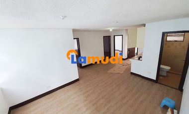 3 bedroom corner apartment with 2 toilets for rent near Pasay Libertad LRT