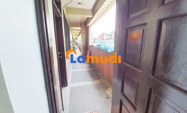 3 bedroom corner apartment with 2 toilets for rent near Pasay Libertad LRT