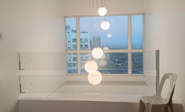 FOR SALE Makati - The Beacon Condo, , Penthouse Unit 3BR Furnished, bi- level