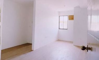 EH-1102: 6 Door Town Houses For Sale!