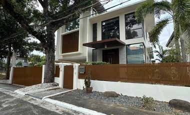 Luxurious Multi-Level Home in Exclusive Hillsborough Village, Muntinlupa City