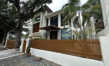 Luxurious Multi-Level Home in Exclusive Hillsborough Village, Muntinlupa City