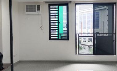 Affordable Modern Semi Furnished Studio Apartment Units for Rent