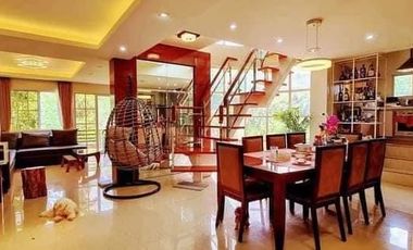 5 BEDROOM SEMI FURNISHED HOUSE AND LOT IN TALAMBAN, CEBU CITY FOR SALE