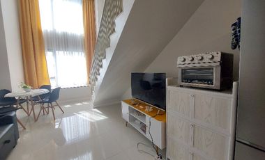 For Sale! Fully-furnished 1-bedroom loft at Mandani Bay