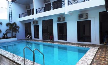Fully Furnished Apartment for rent with 3 bedrooms and common pool