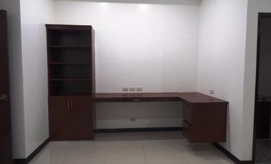 Fully Furnished Apartment for rent with 3 bedrooms and common pool
