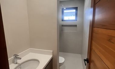 Luxurious Modern Bungalow in Prestigious Ayala Alabang Village, Muntinlupa City