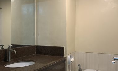 3 Bedroom Condo for Sale in Ohana Place, Almanza Uno, Las Piñas City
