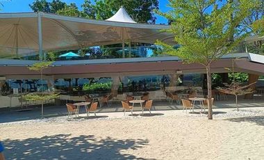 Beachfront property 47.50sqm 1-bedroom condo for sale in Lapulapu Cebu