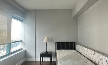 Fully Furnished 2BR in Edades Rockwell | Prime Makati Living