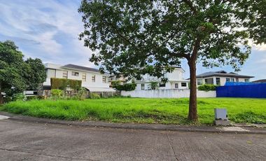 Lot For Sale in Ayala Southvale Sonera Village, Las Piñas City