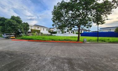 Lot For Sale in Ayala Southvale Sonera Village, Las Piñas City