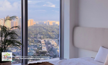 Penthouse Unit for Sale in Trump Tower, Century City, Makati City
