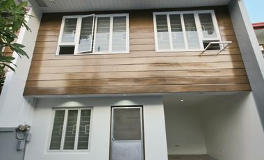 Spacious  Two-Storey Three Bedroom Apartment in Makati City For Rent